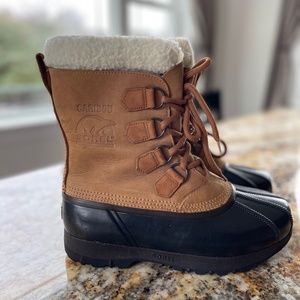 Mens Sorel Caribou Boots, Size 9